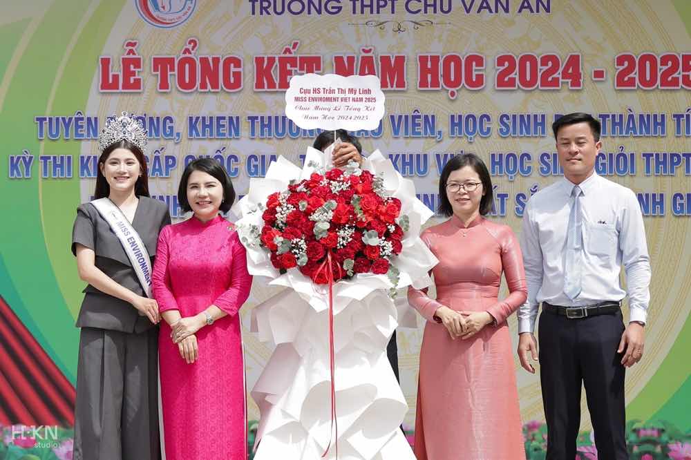 Hoa hậu Trần Thị Mỹ Linh về trường THPT Chu Văn An trao học bổng – Trend VietNam
